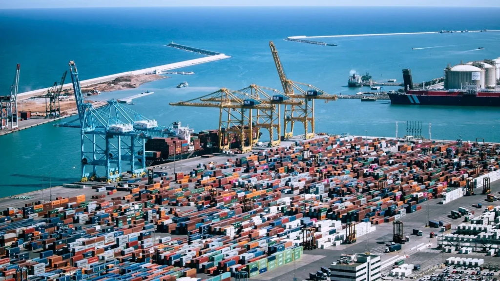 В порту Барселоны началось строительство самого технологичного кофейного терминала в Южной Европе.