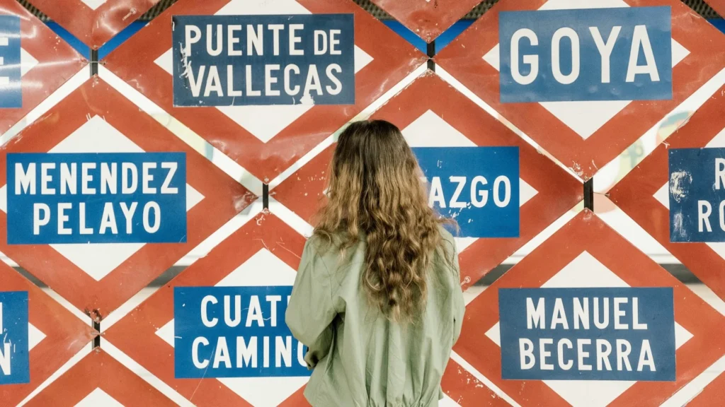 Испанское кино, которое вдохновляет: подборка фильмов о любви, памяти и силе места. Почувствуйте Испанию на экране.