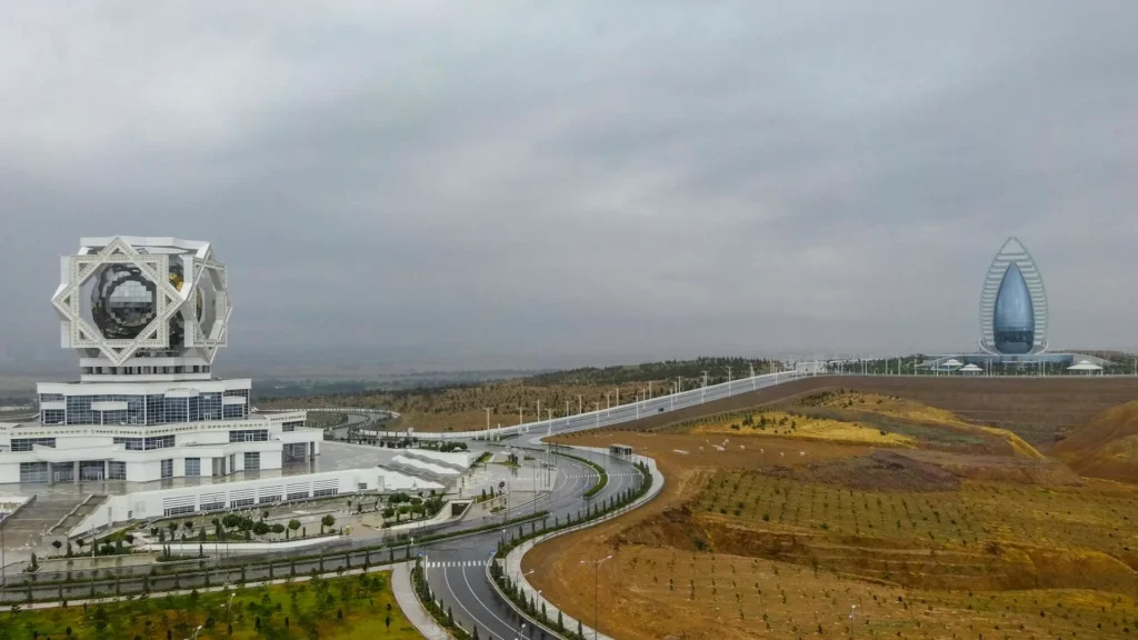 В Ашхабаде состоялись переговоры между Туркменистаном и Испанией