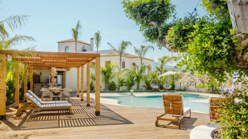 Иностранцы усиливают спрос на элитное жильё в Испании. Активность китайских покупателей достигла рекордных уровней.