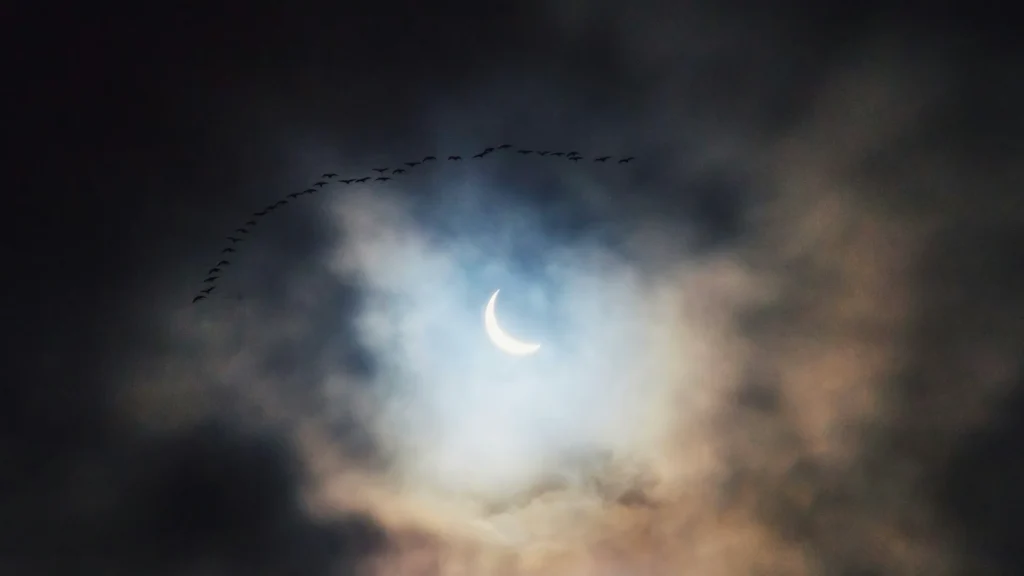 В Каталонии впервые за столетие пройдет полное солнечное затмение