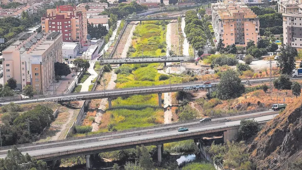 Русло реки Гуадальмедина в Малаге